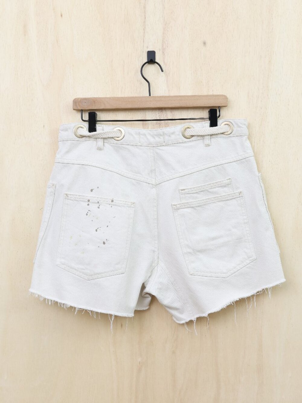 Free People Moxie Low Slung Pull-On Shorts Ivory Paint Splatter Size 29 - Picture 3 of 4